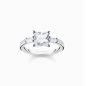 Ring white stones silver