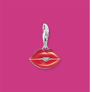 Silver pendant in shape of red kissable lips