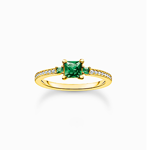 Ring with green and white stones gold