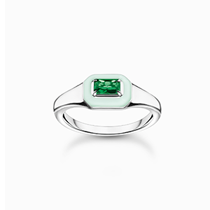 Ring with green stone silver