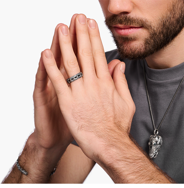 Model with Rebel Crocodile jewellery