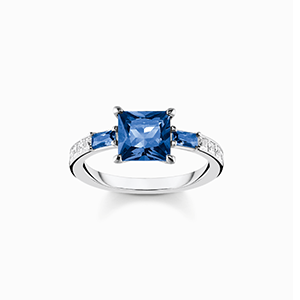 Ring with blue and white stones silver