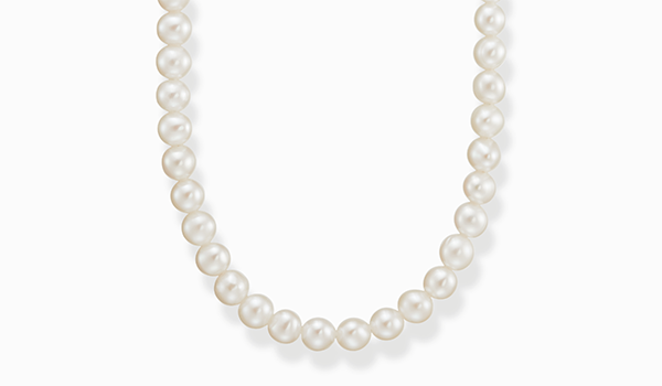 Necklace pearls silver