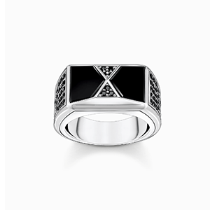 Ring with black onyx silver