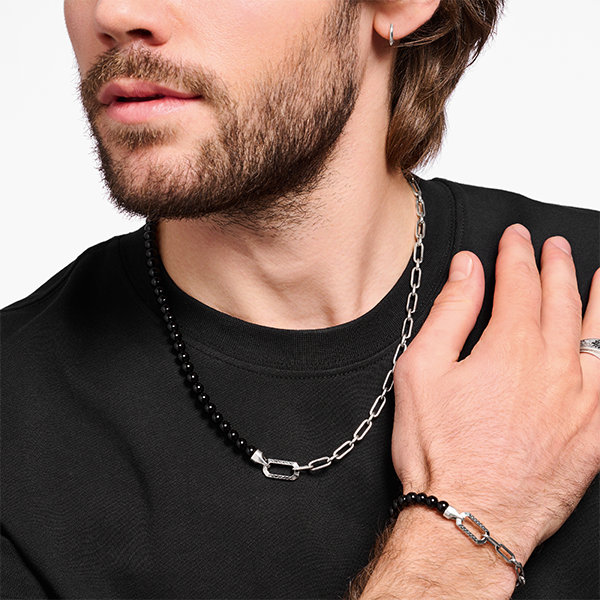 Necklace with black onyx beads and chain links silver